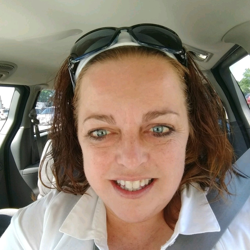 Meet your Posher, Sandy